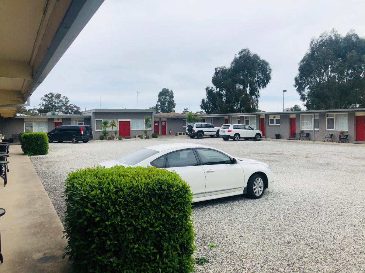 Horsham Motel Eksteriør billede